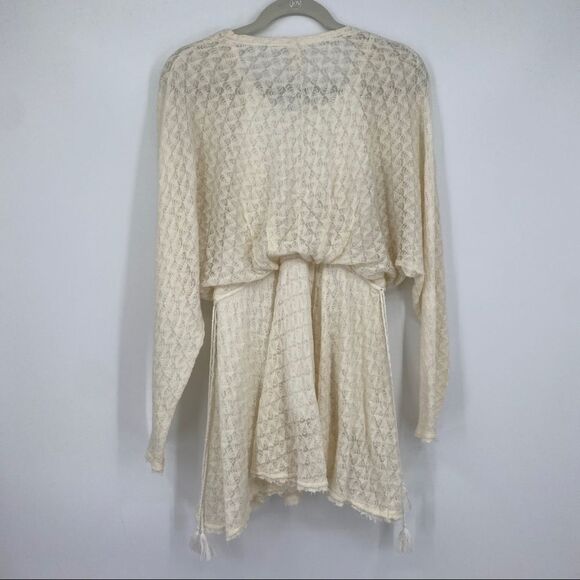 FREE PEOPLE Snug Bug Knit Lace Tassel Wrap Drape Mini Dress In Ivory - Picture 14 of 15